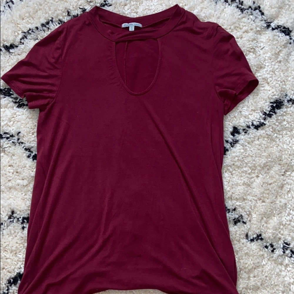 Red key hole t-shirt